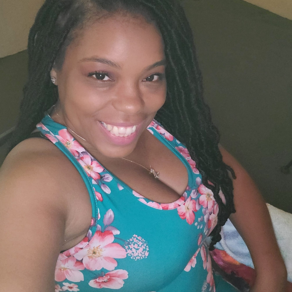 Meet your Posher, Shaneka